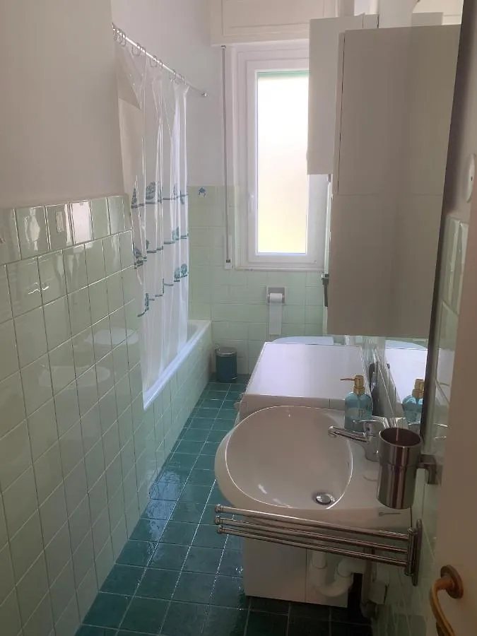 Apartment Casa Bianca 5 - Confortevole In Centro A Moneglia